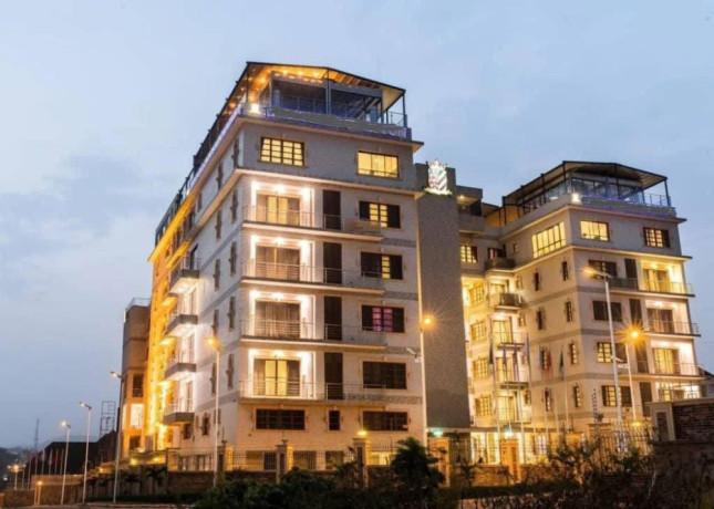 300-rooms-functional-hotel-suites-5-star-big-0