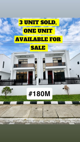 3-unit-sold-one-unit-left-big-0