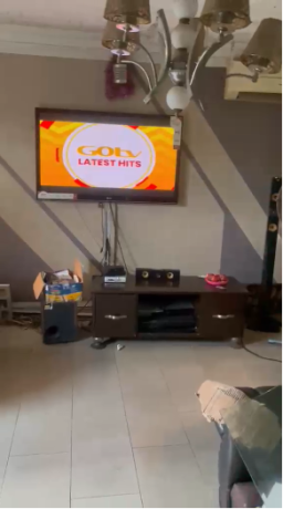 3-bedrooms-bungalow-with-a-room-self-con-at-512-road-for-sale-big-2