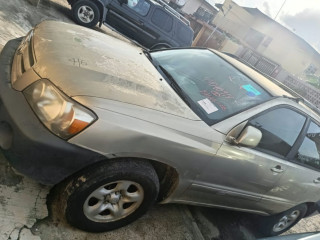 toyota-highlander-2005toks